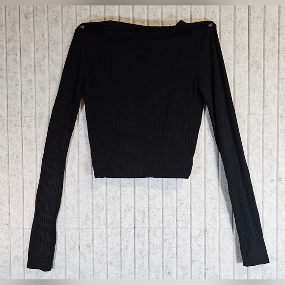 Hollister Black Ribbed Twist Front Long Sleeve Crop Top Size S - Picture 2 of 2